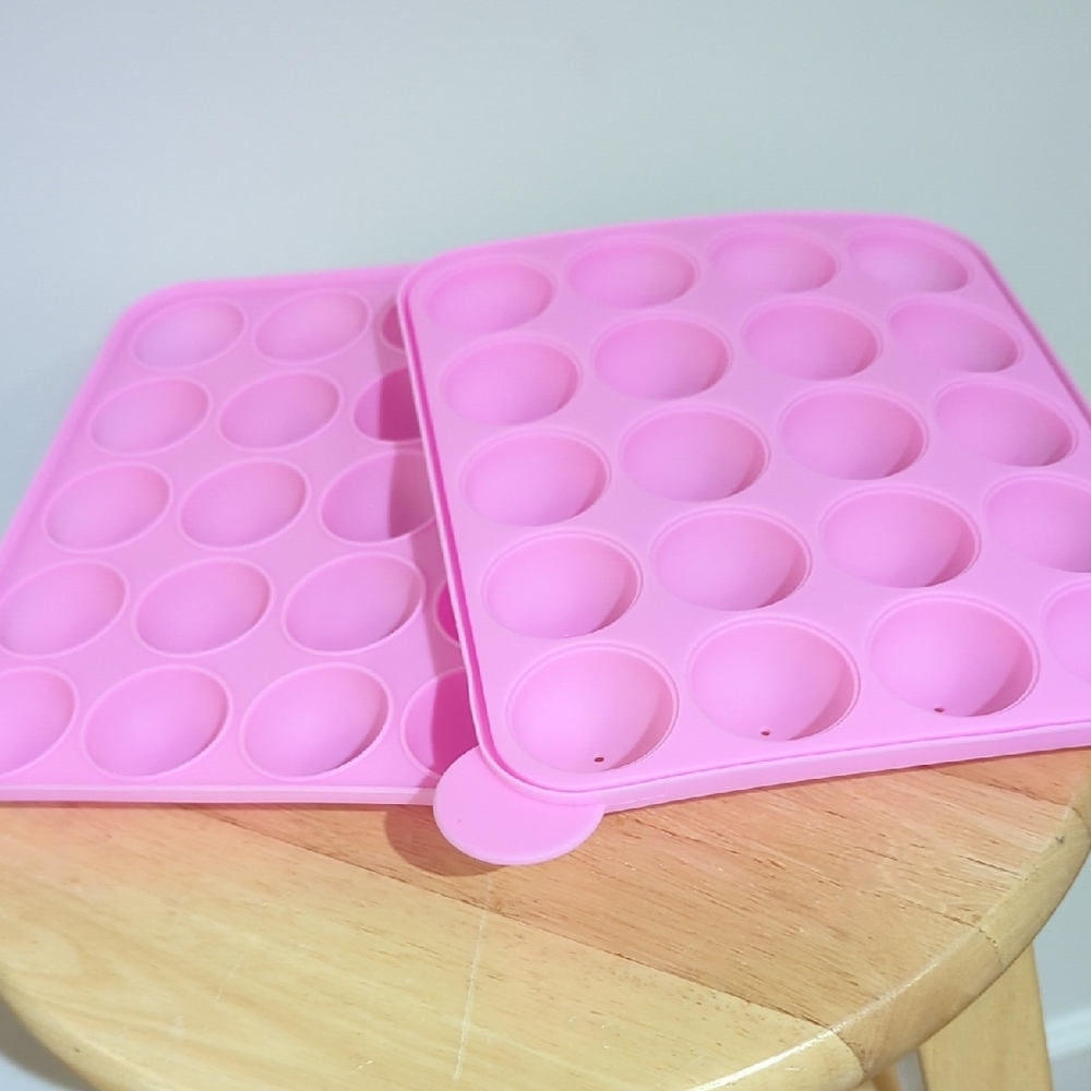 LAST CHANCE or CHARITY Pink Silicone Baking Mold Set
